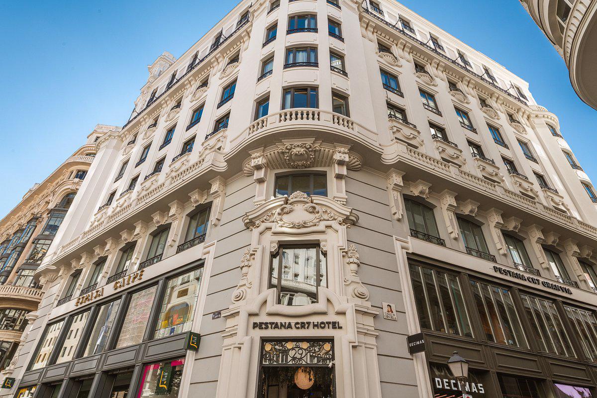 Fachada del Pestana CR7 Gran Vía Madrid